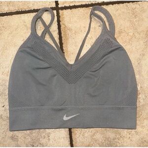 Nike Women's Charcoal Sports Bra size small